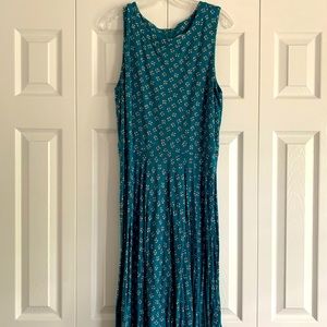 Beautiful lightweight midi dress. Lightly worn
